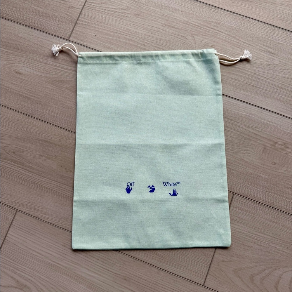 OFF-WHITE dust bag